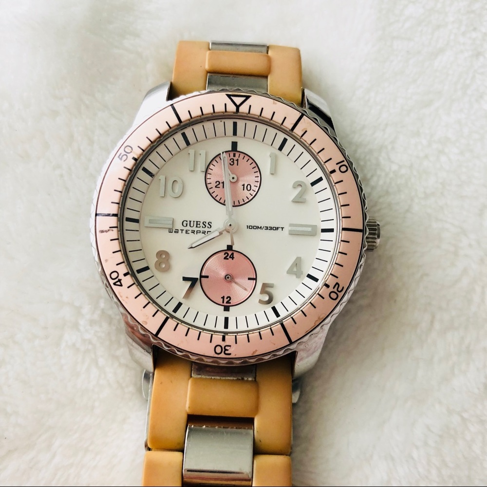 Pink Guess Jelly Watch. watch needs batteries.